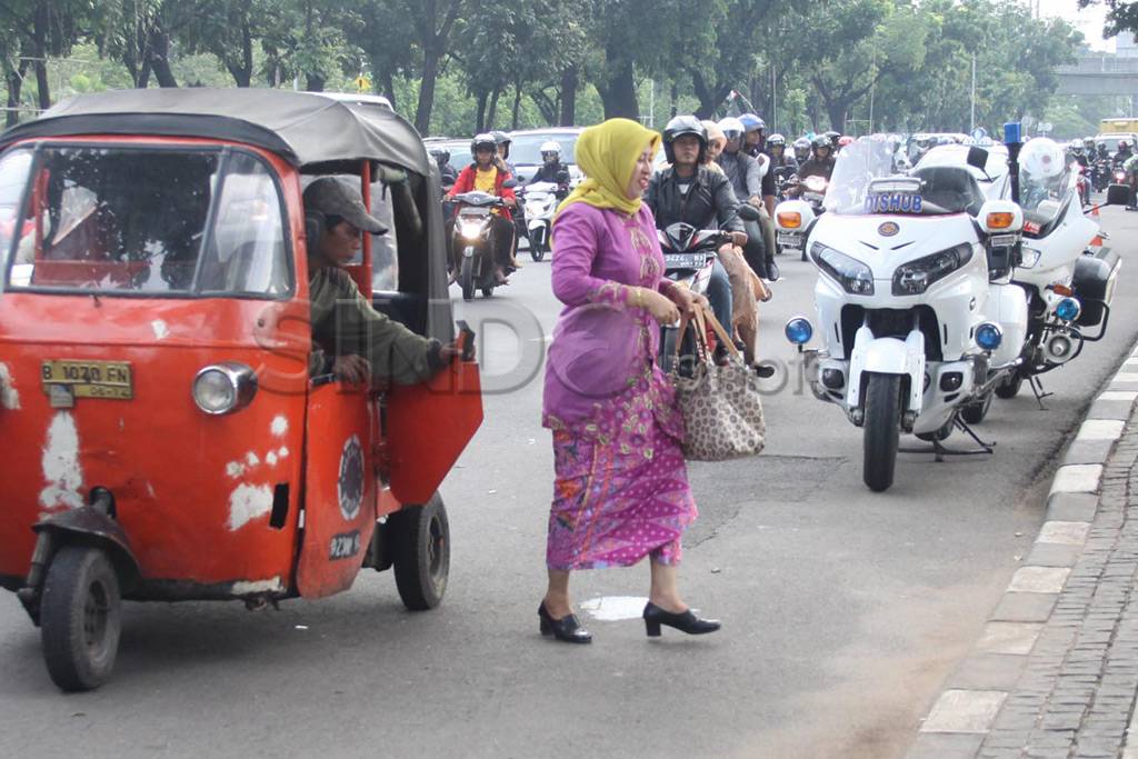 Tiap Jumat pekan pertama,...