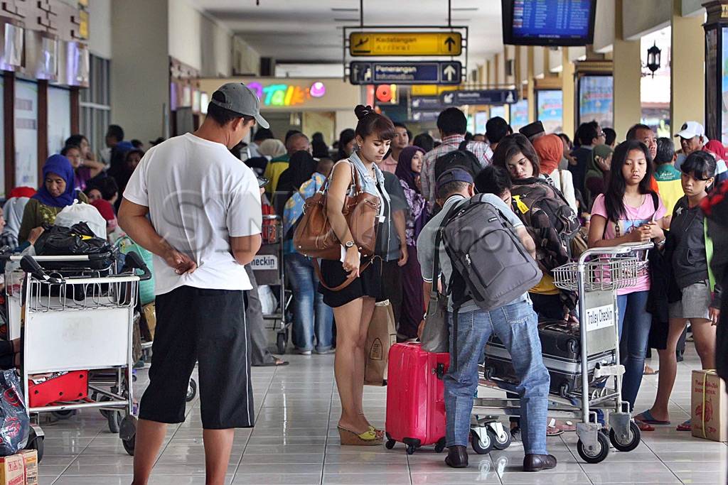 Arus balik di Bandara...
