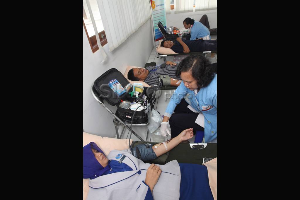 Donor darah Bank ICB...