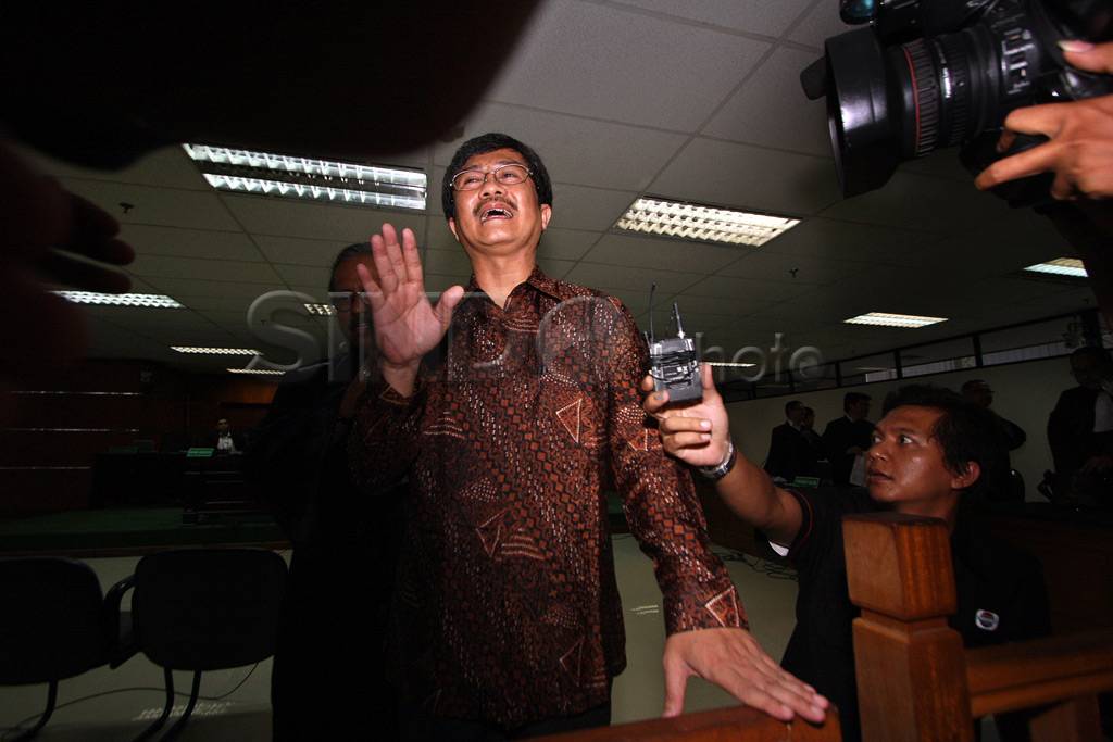 Sidang perdana Rudi...