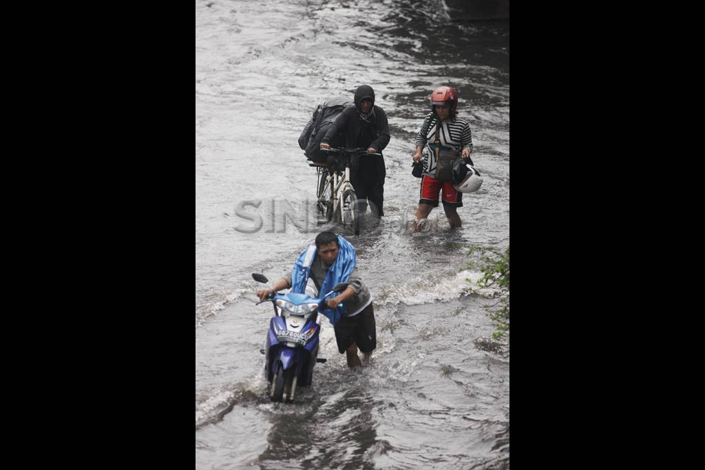 Gunun sahari tergenang...