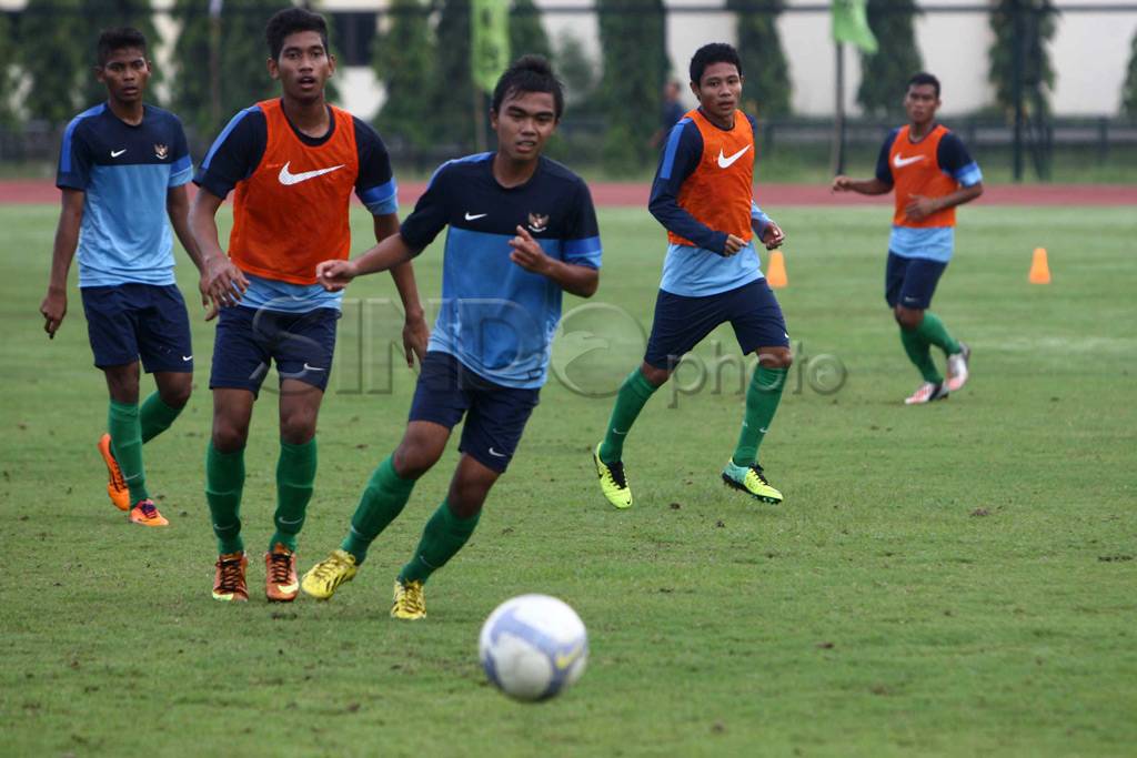 Latihan perdana timnas...