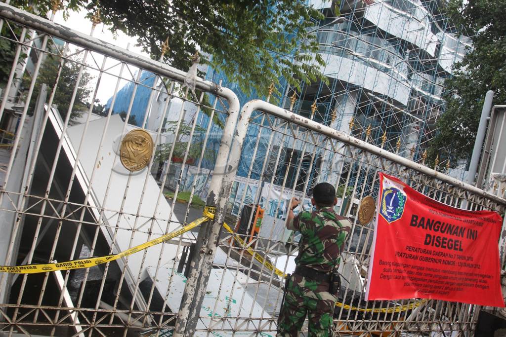 Gedung perawatan Ibu...