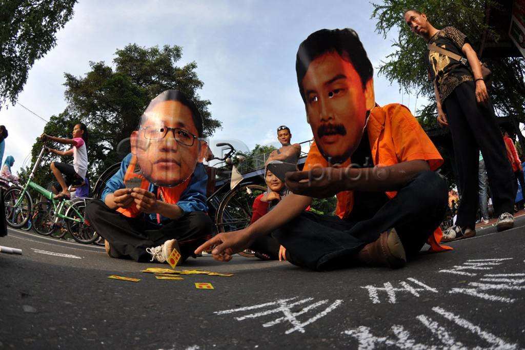 Anas dan Andi main kartu...