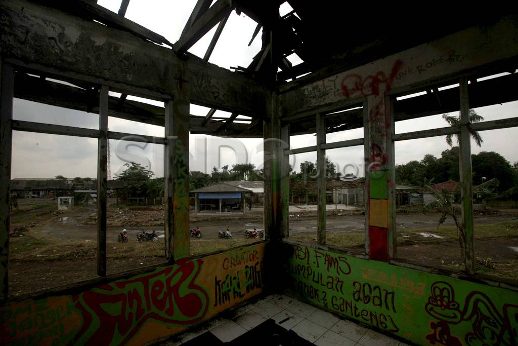 Terminal Pondok Cabe...
