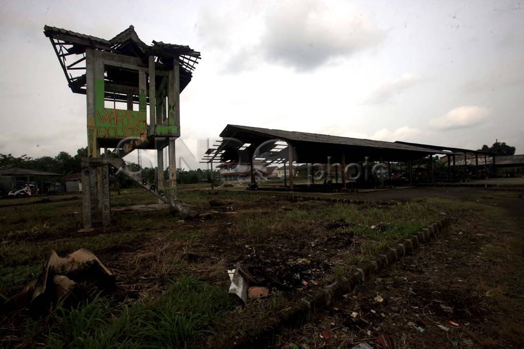 Terminal Pondok Cabe...