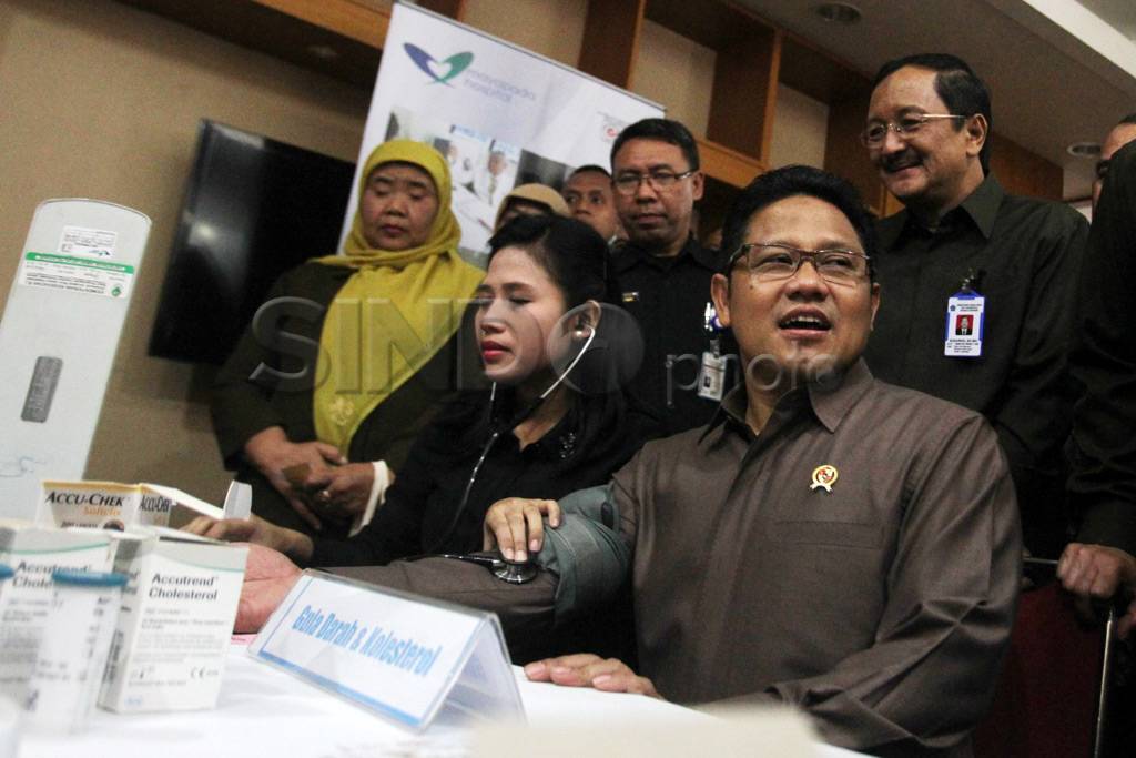 Menakertrans buka pameran...