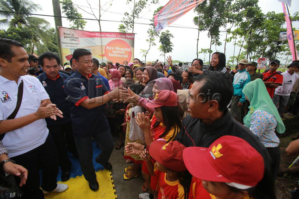 Wiranto buka liga sepakbola...