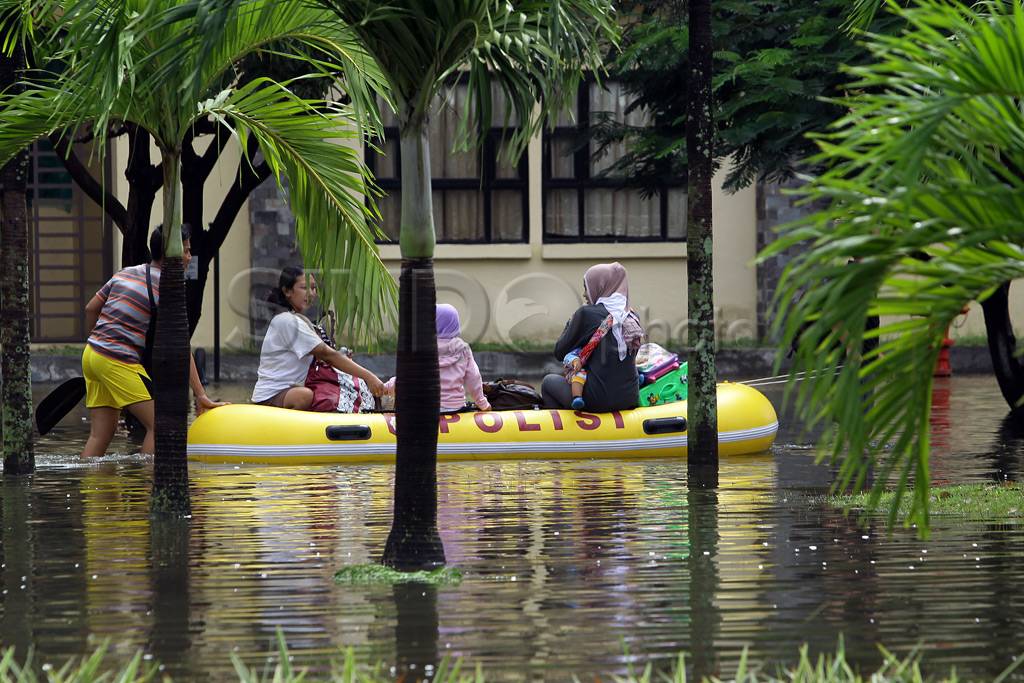 Banjir, Kantor layanan...
