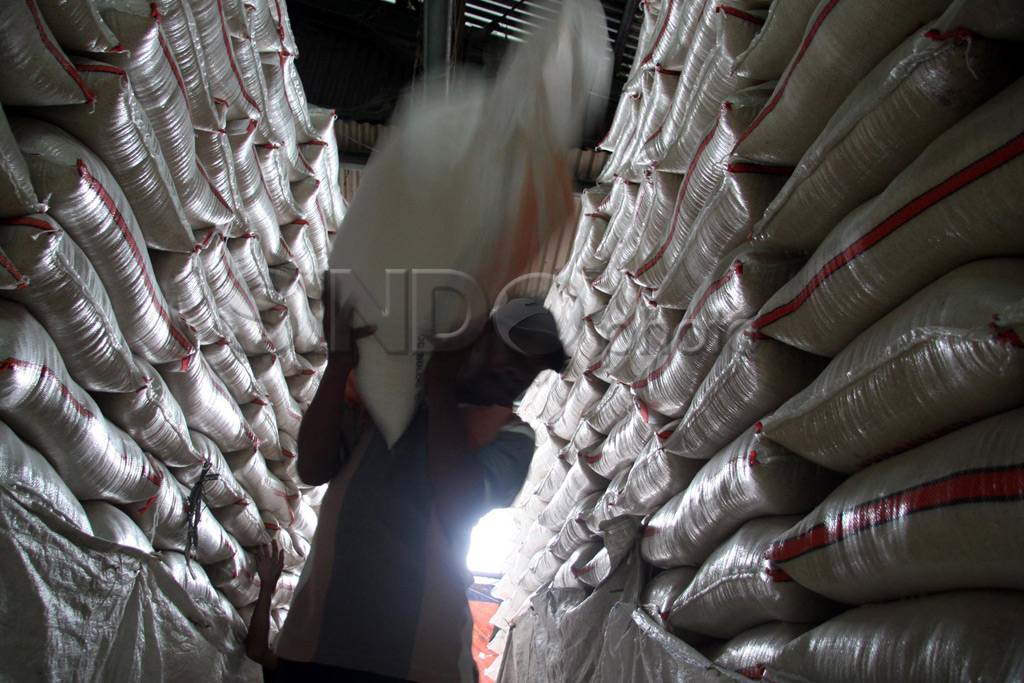 Pasokan menurun, harga...