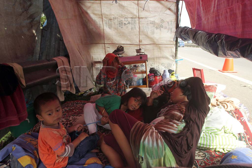 Tenda pengungsi banjir...