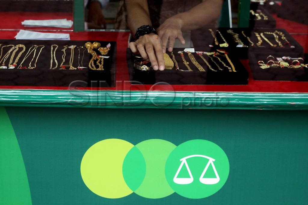 Bazar perhiasan emas...