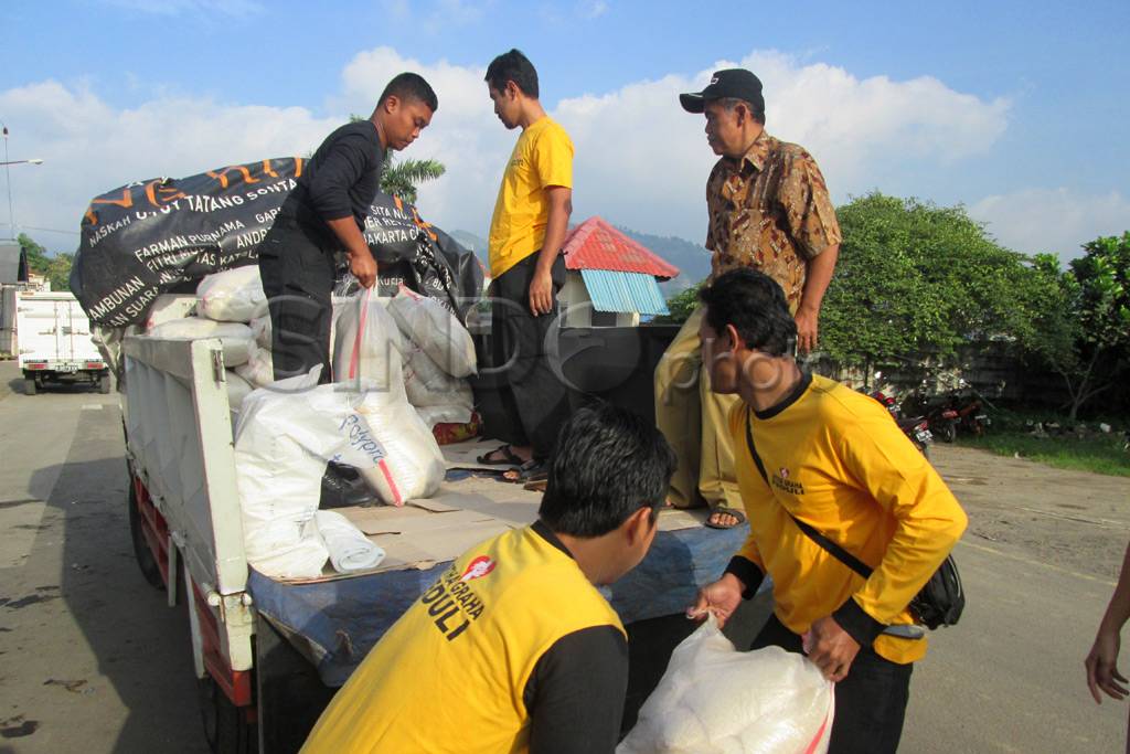 Bantuan korban banjir...