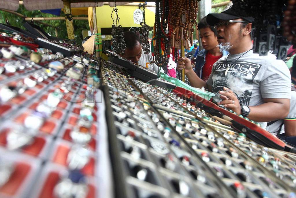 Batu mulia semakin digemari...