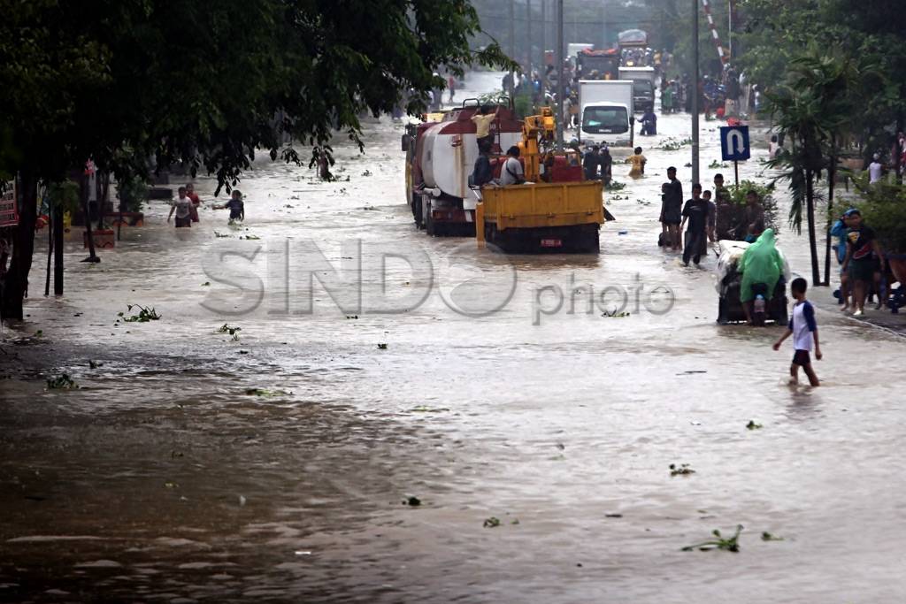 Banjir Semarang, aktivitas...