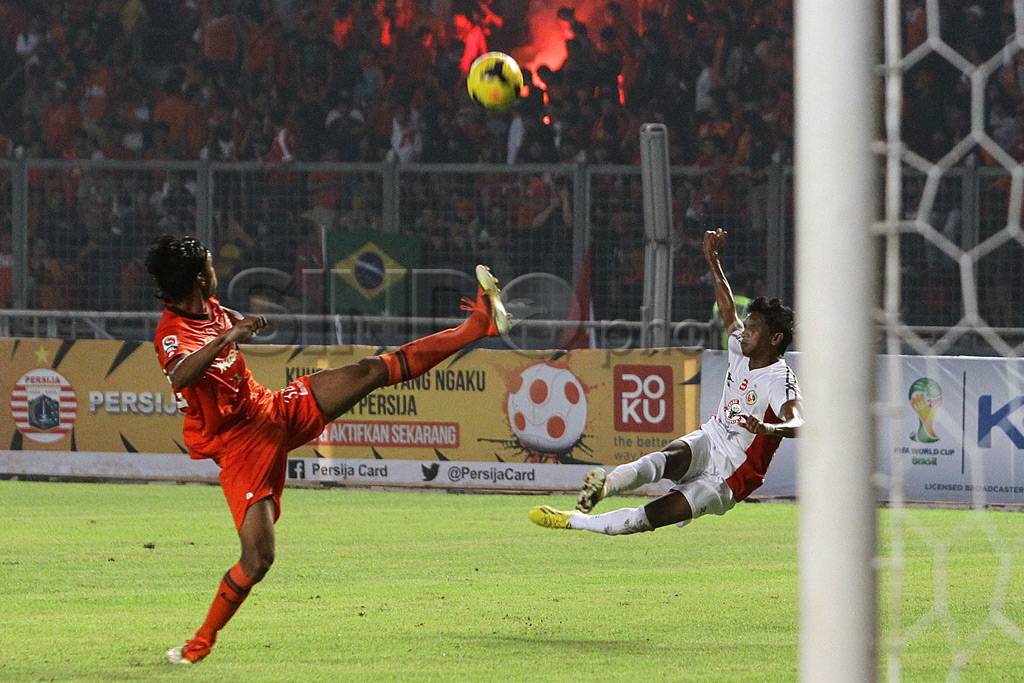 Persija kandaskan Semen...