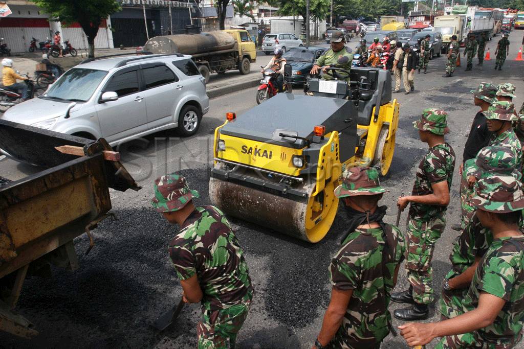 Ribuan personel TNI-AD...