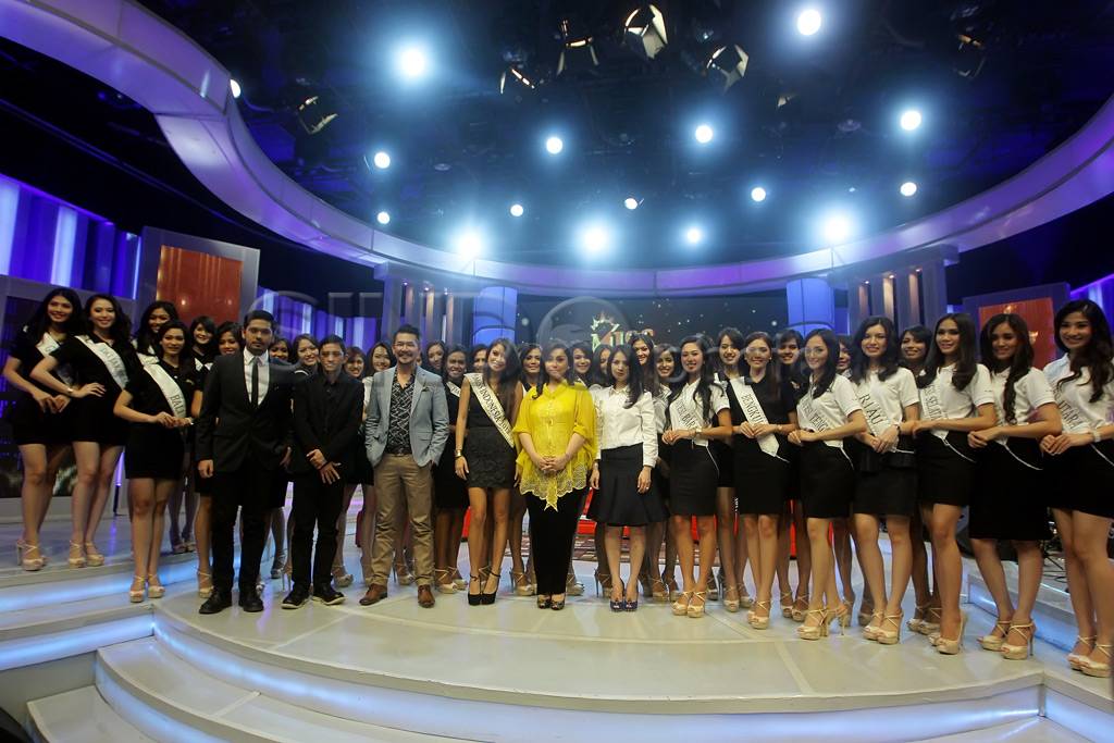 34 kontestan Miss Indonesia...
