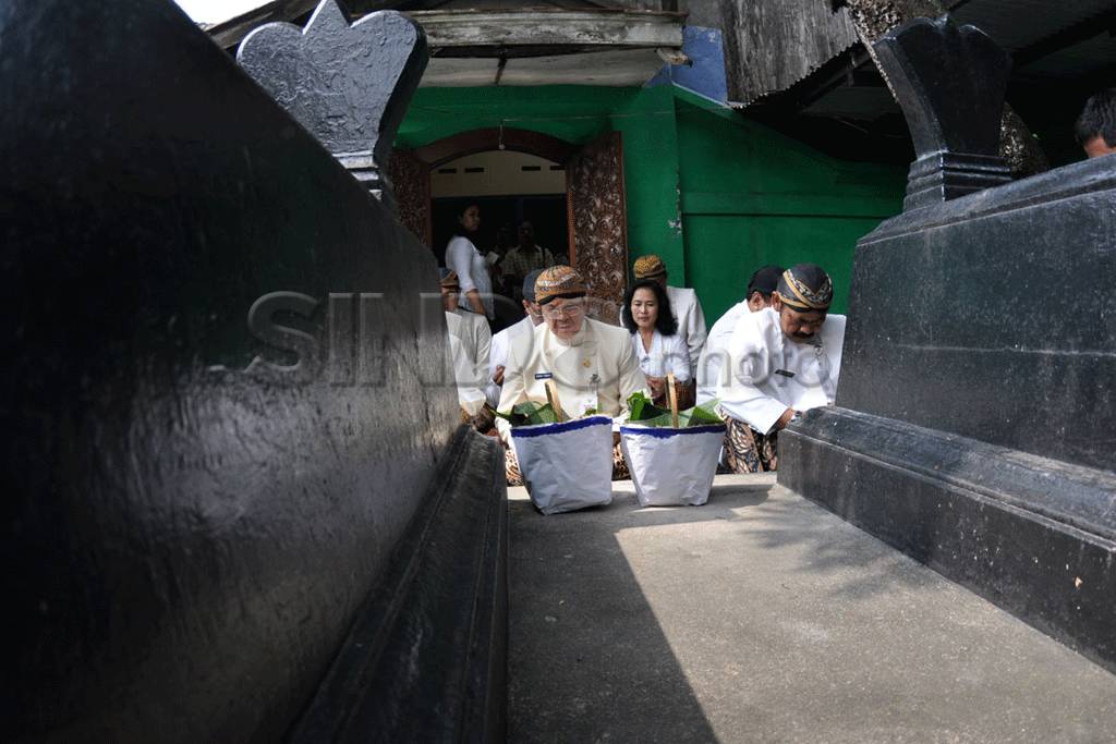 Wali Kota Solo ziarah...