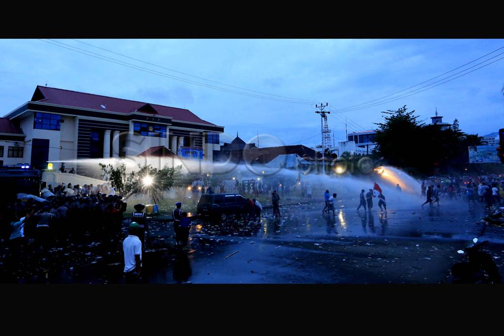 Demo sengketa tanah...
