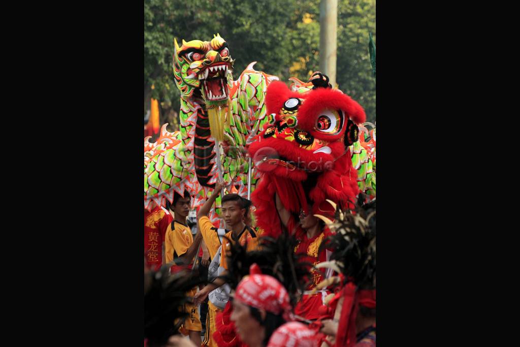 Pawai Cap Go Meh di...