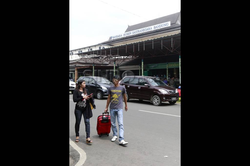 Penumpang terkatung-katung...