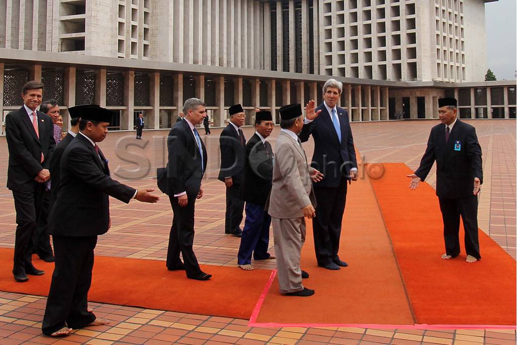 Menlu AS John Kerry...