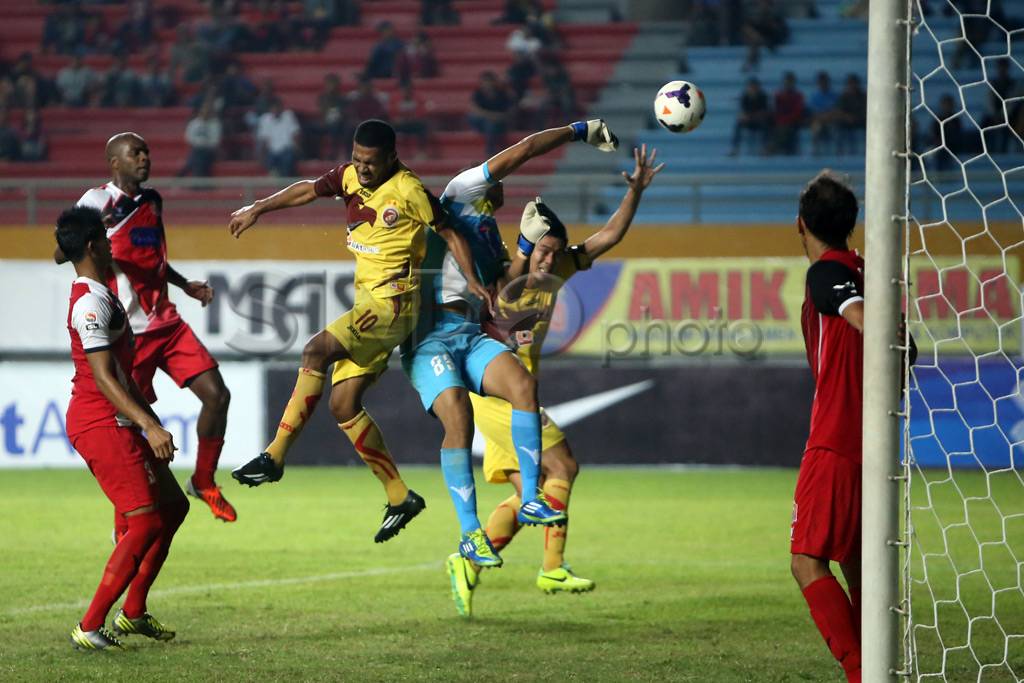 Sriwijaya FC tundukkan...