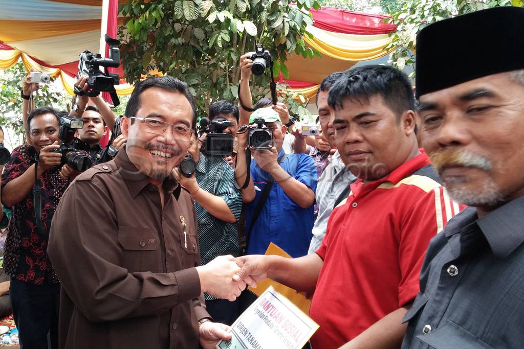 Mentan Suswono panen...