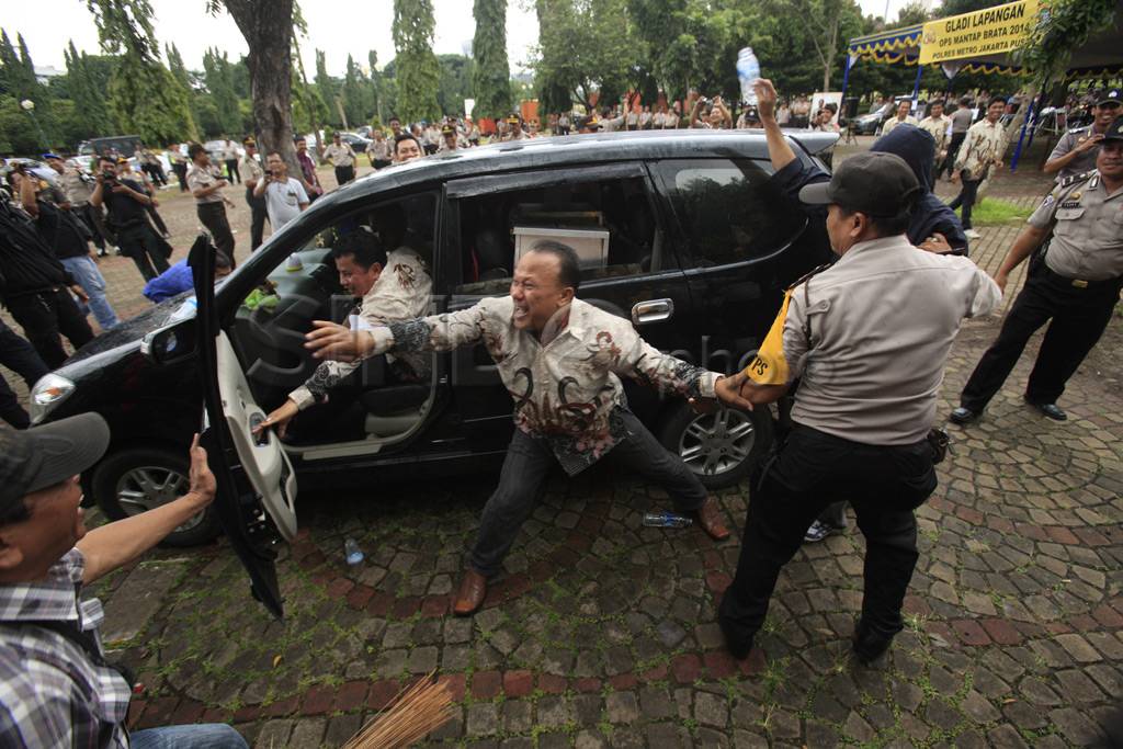 Polisi gelar simulasi...