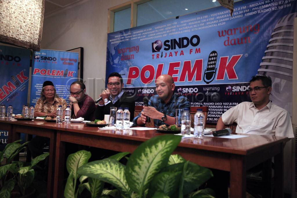 Perang citra di social...