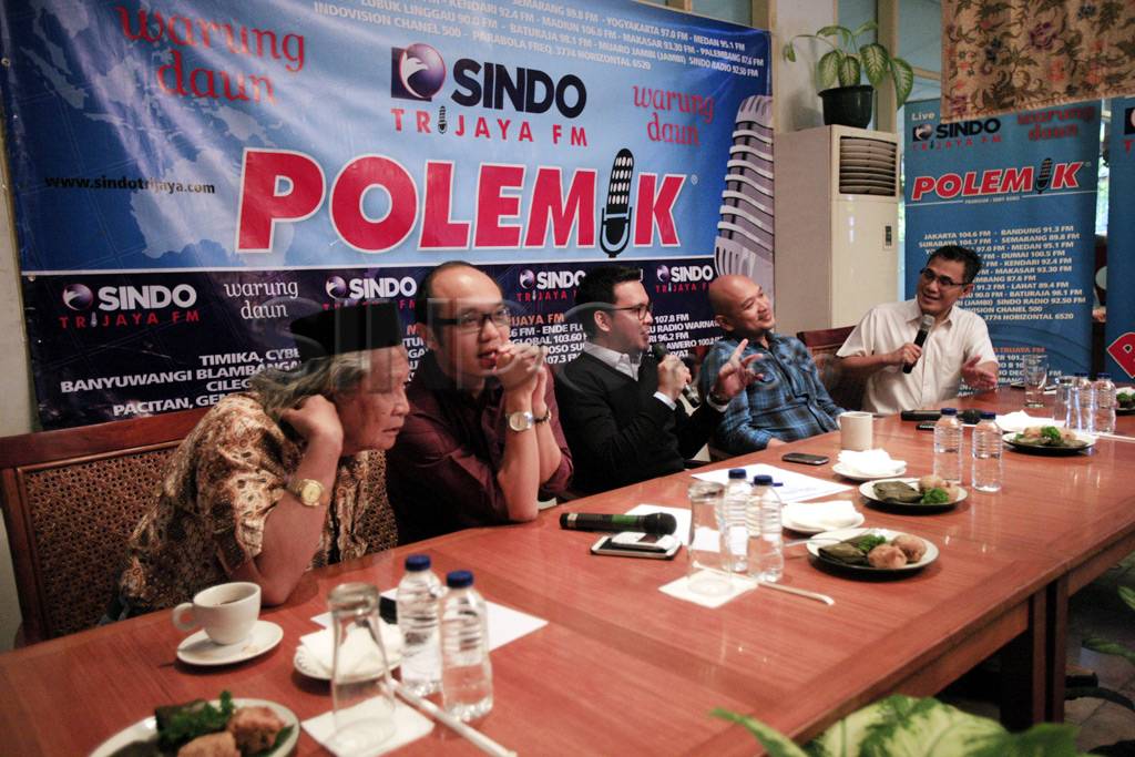 Perang citra di social...