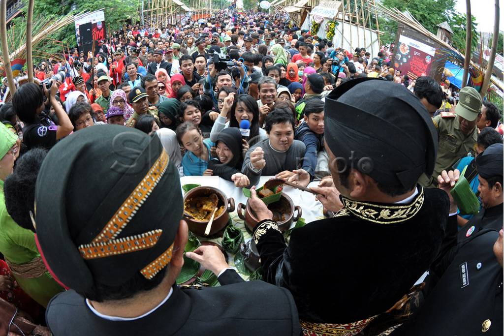Festival Jenang HUT...