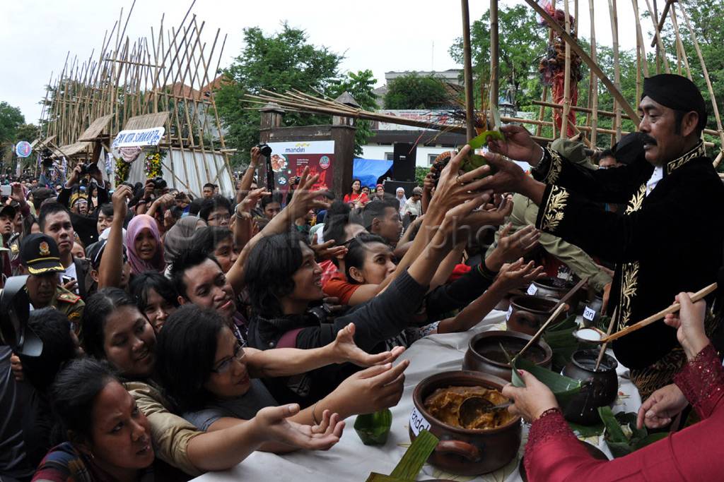 Festival Jenang HUT...