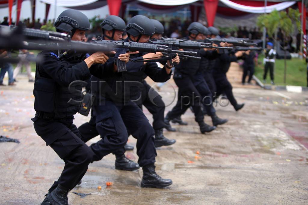 Semprotan water canon...