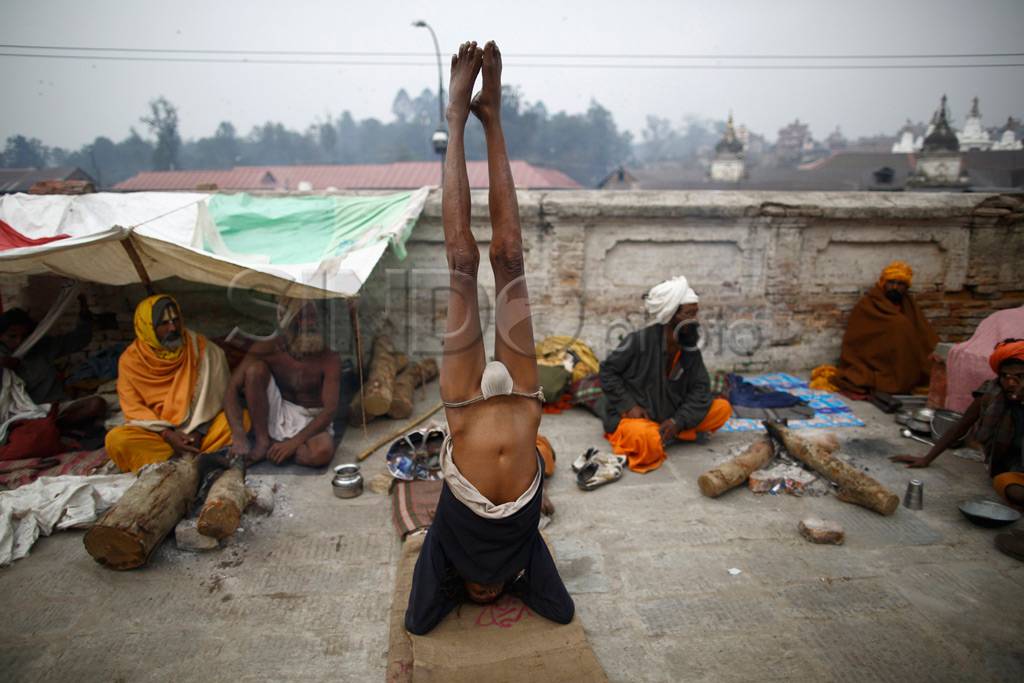 Umat Hindu sambut festival...