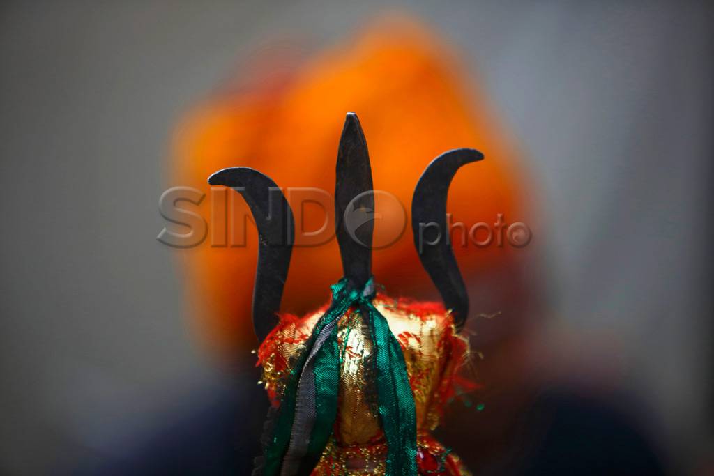Umat Hindu sambut festival...