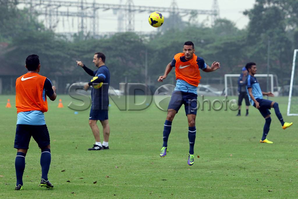 Latihan timnas senior...