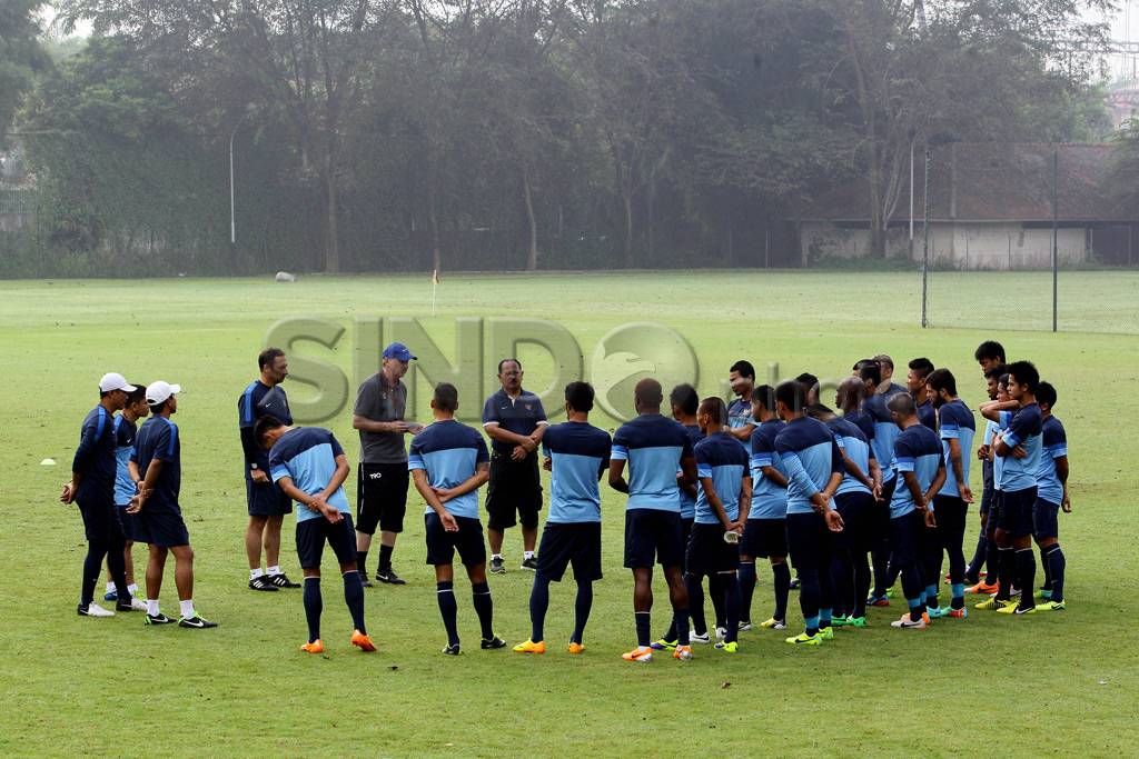 Latihan timnas senior...