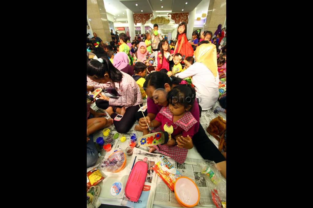Lomba lukis klompen