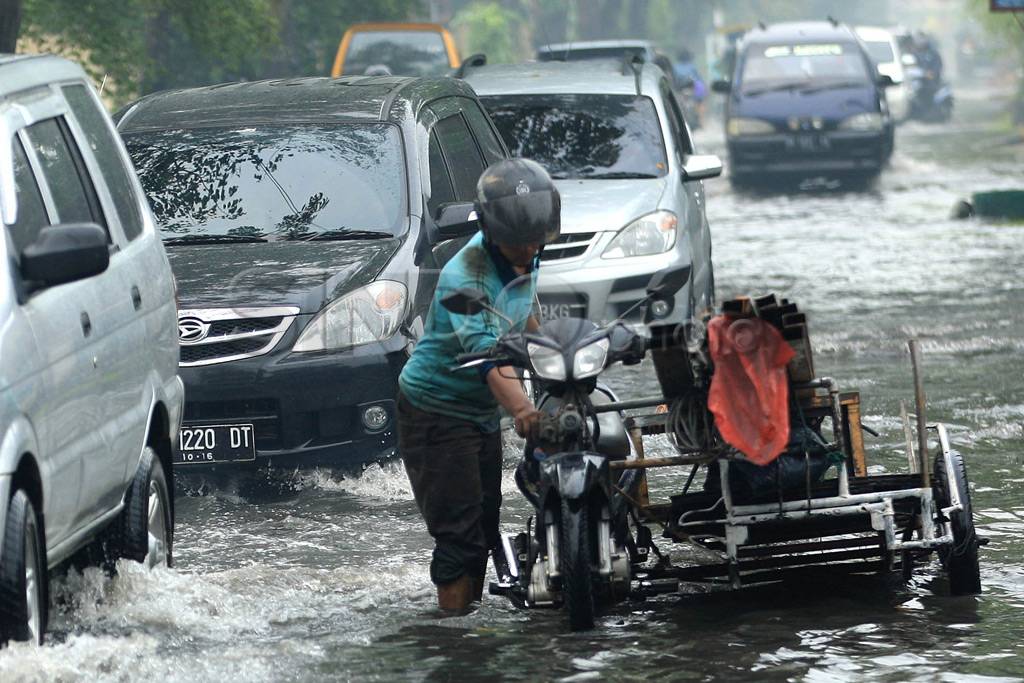 Jalan Sembada Medan...