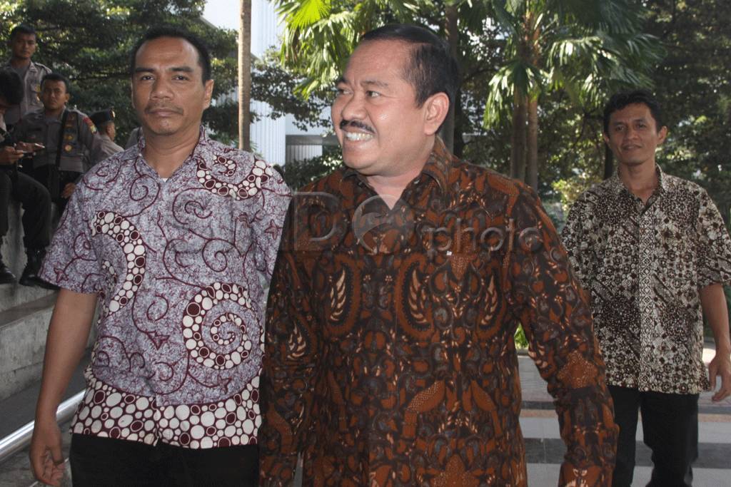 Mantan Bendahara Umum...