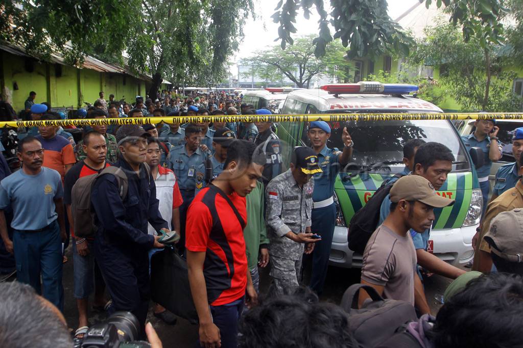 Gudang amunisi TNI AL...