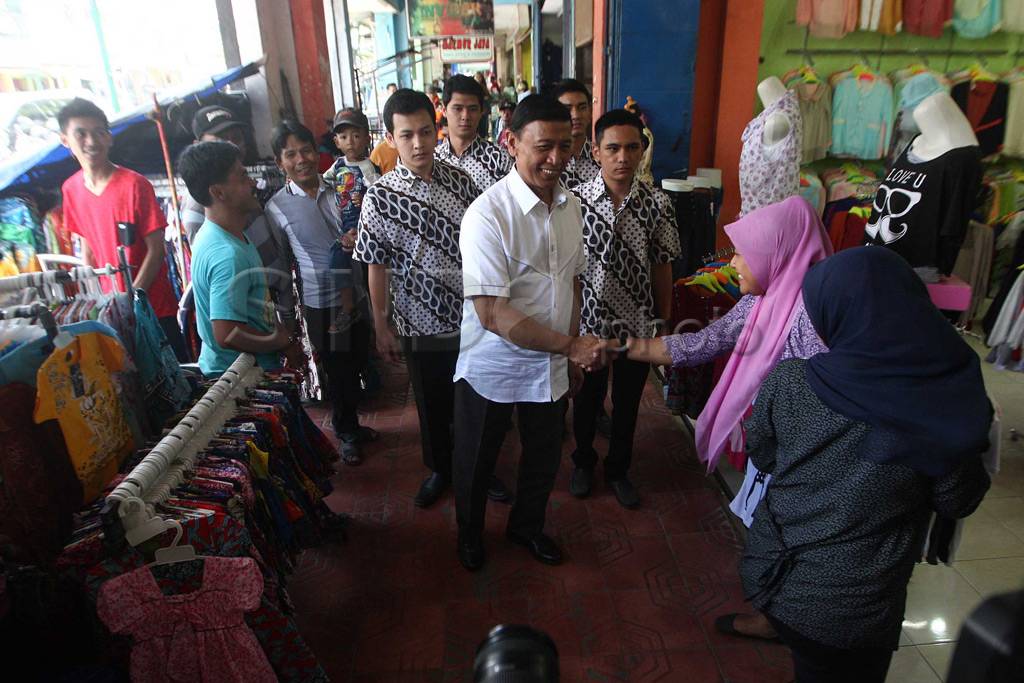 Wiranto blusukan di...
