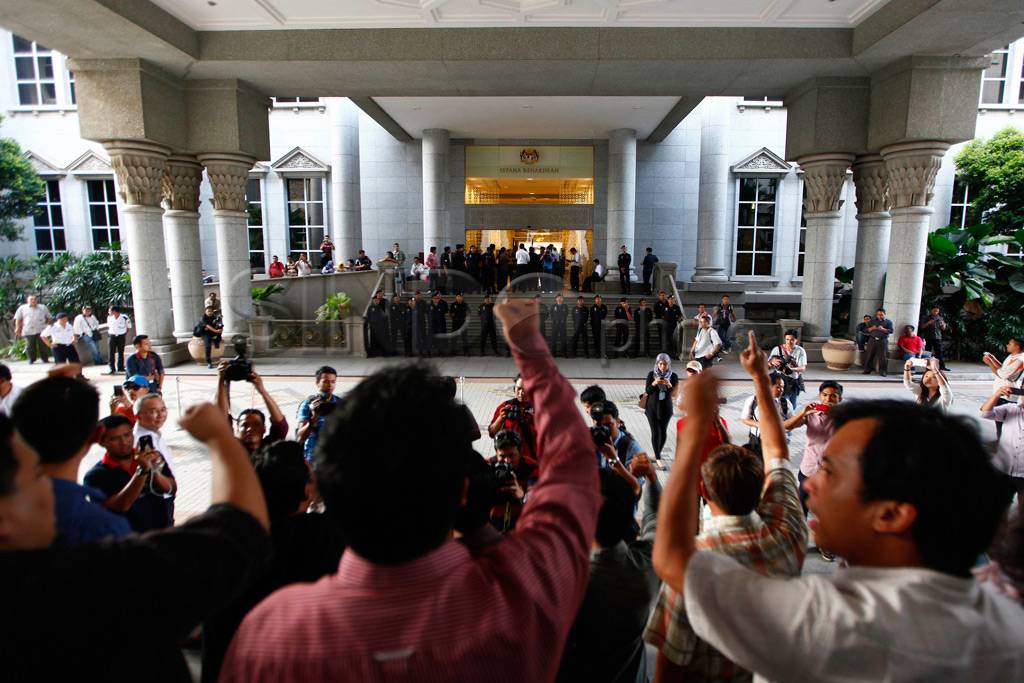 Anwar Ibrahim divonis...