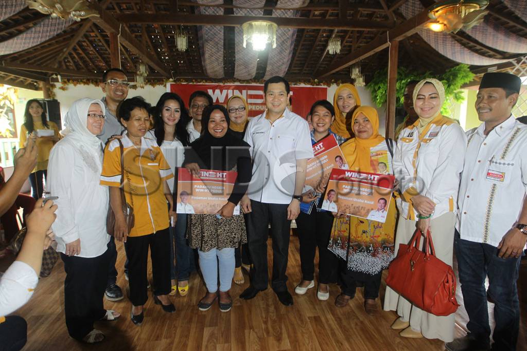 HT berikan pinjaman...