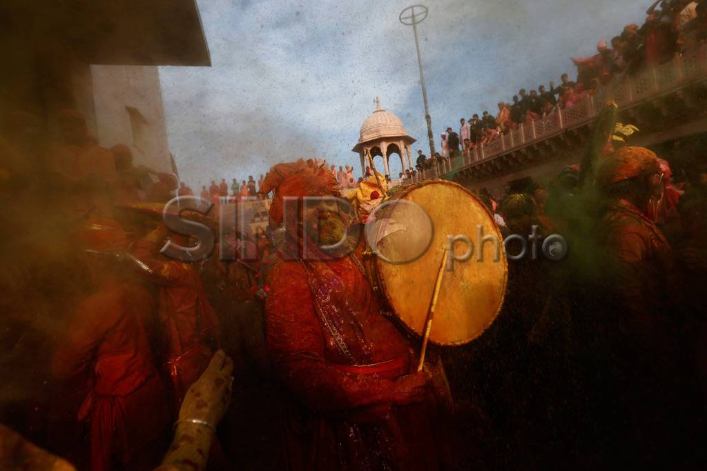 Warna-warni Festival...