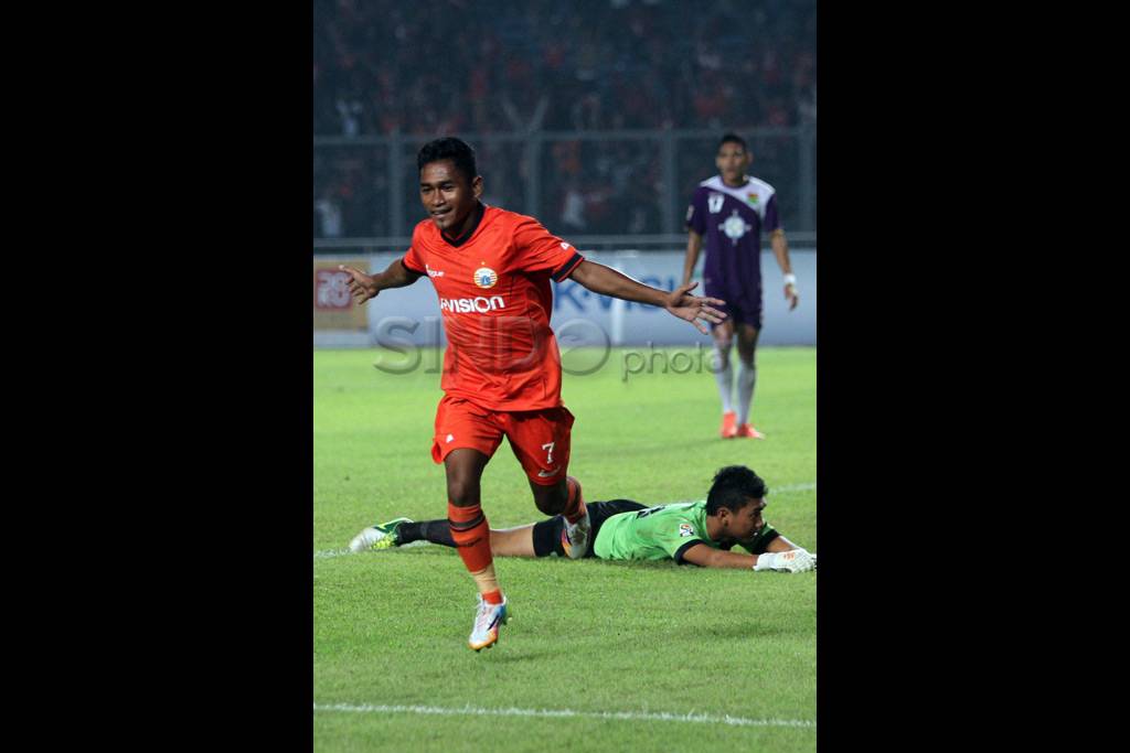 Persija menang tipis...