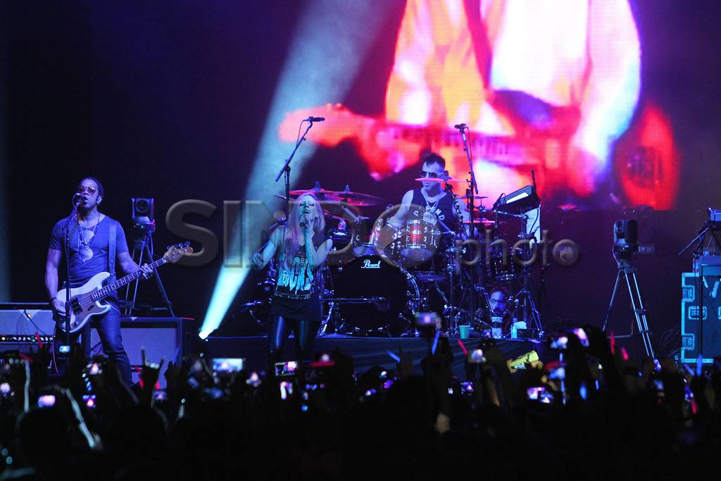 Konser Avril Lavigne...