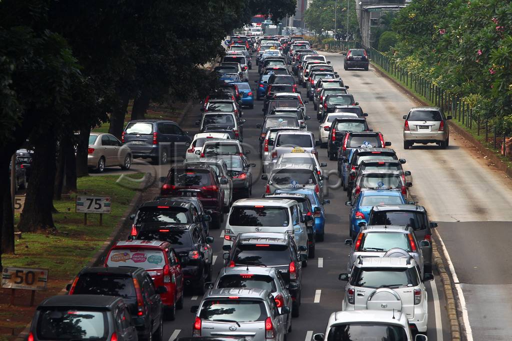 Jalan Jenderal Sudirman...